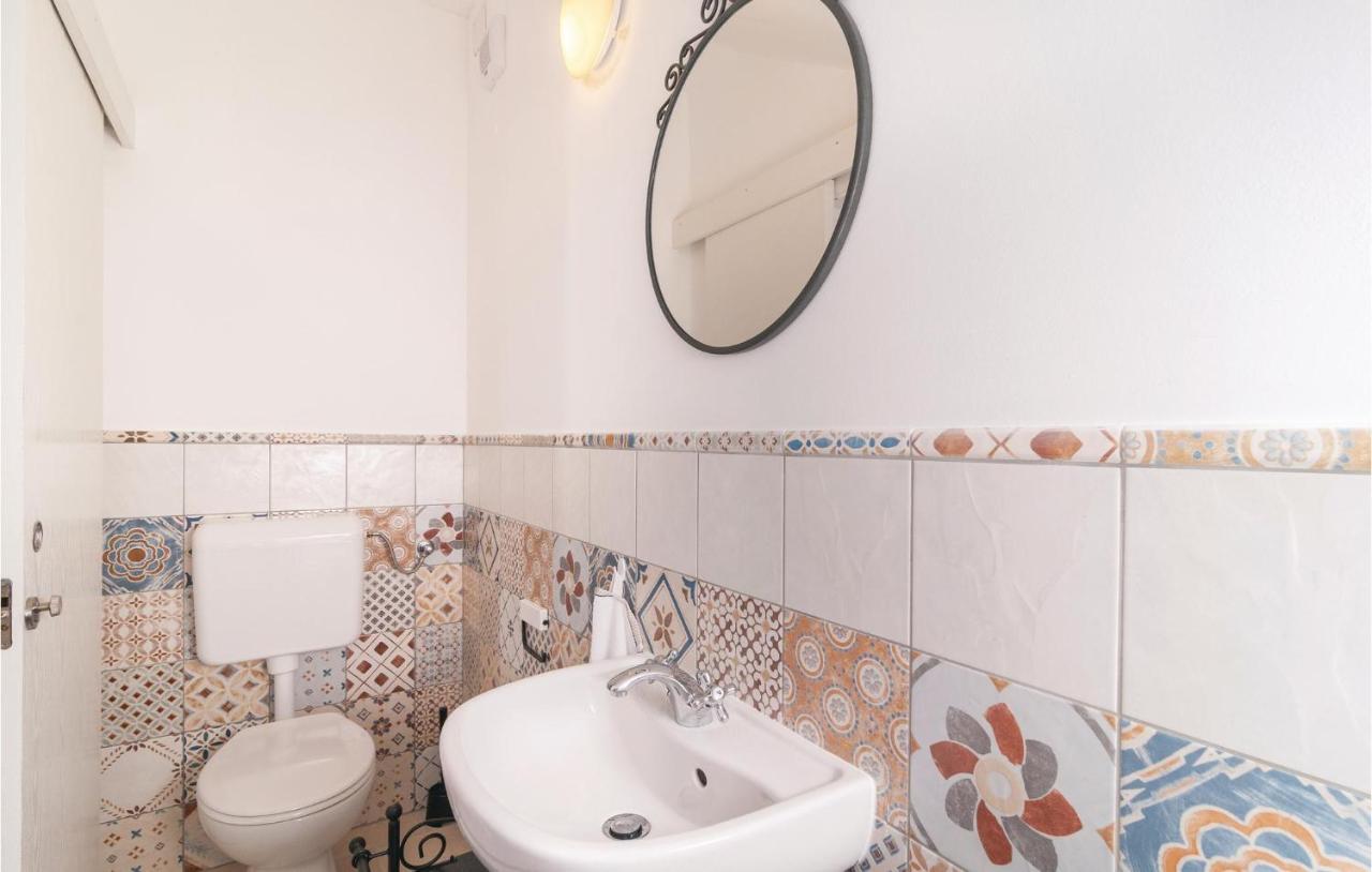 Stunning Home In Primosten With Kitchen Dış mekan fotoğraf