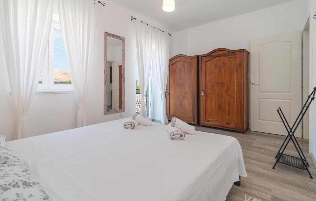 Stunning Home In Primosten With Kitchen Dış mekan fotoğraf