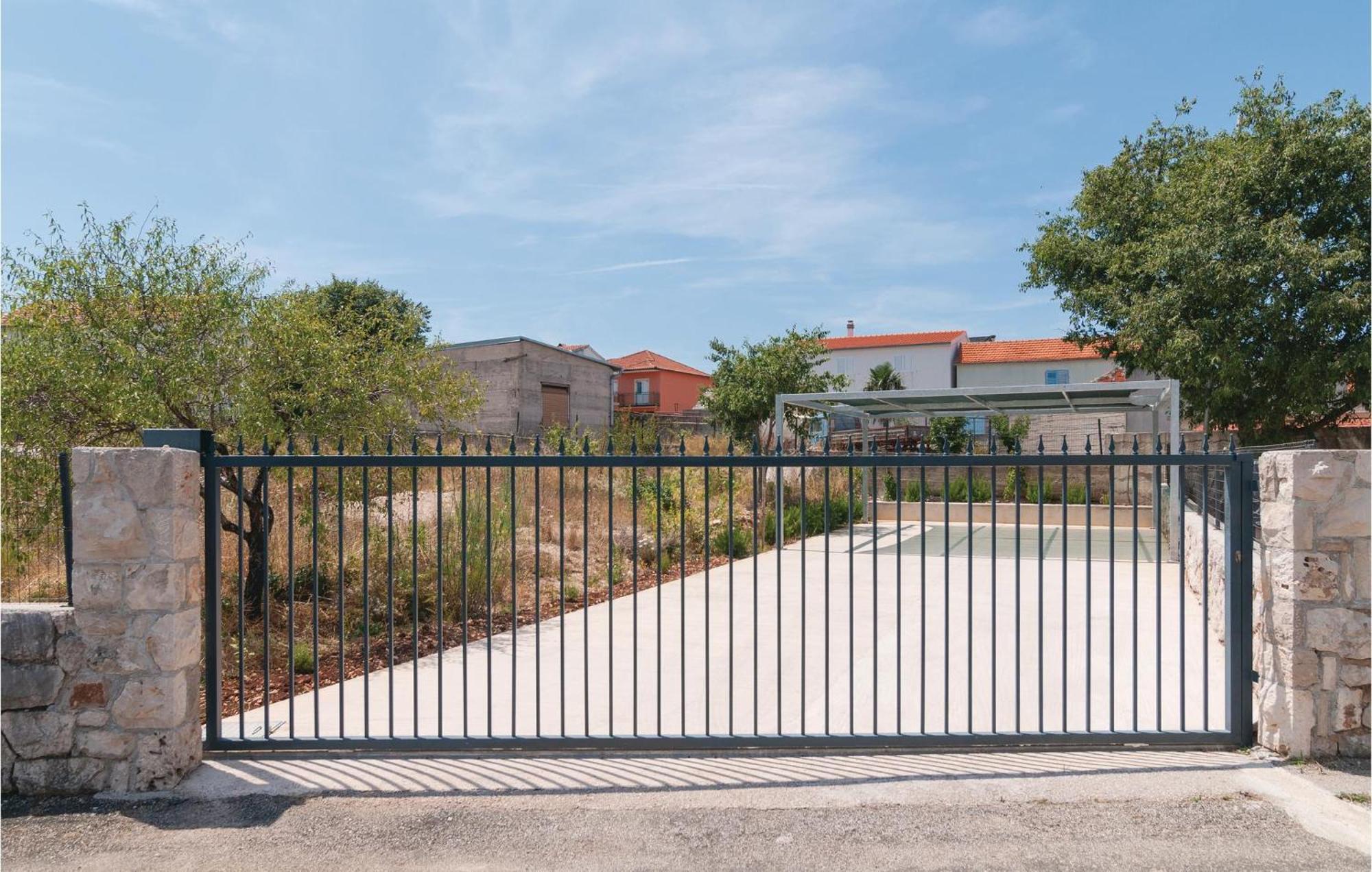 Stunning Home In Primosten With Kitchen Dış mekan fotoğraf