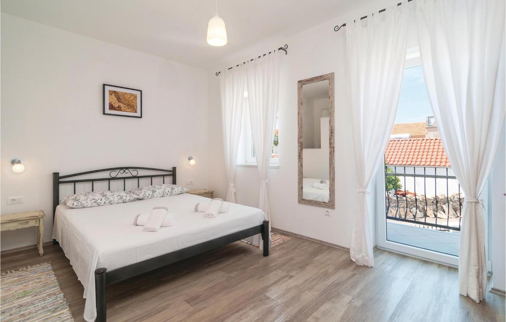 Stunning Home In Primosten With Kitchen Dış mekan fotoğraf