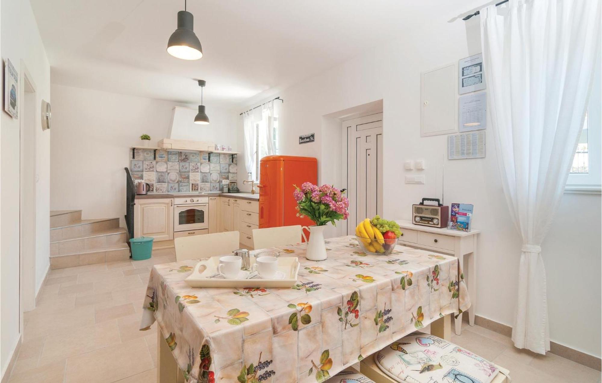 Stunning Home In Primosten With Kitchen Dış mekan fotoğraf